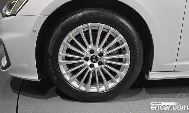 Audi A6 2021 2.0 автомат (гидро), миниатюра 5 Audi A6 2021 2.0 автомат (гидро), миниатюра 5
