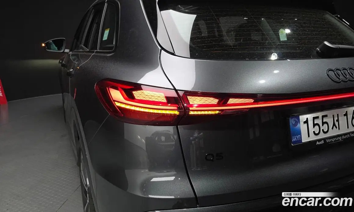 Audi Q5 2025 2.0 автомат (гидро), фото 9 Audi Q5 2025 2.0 автомат (гидро), фото 9