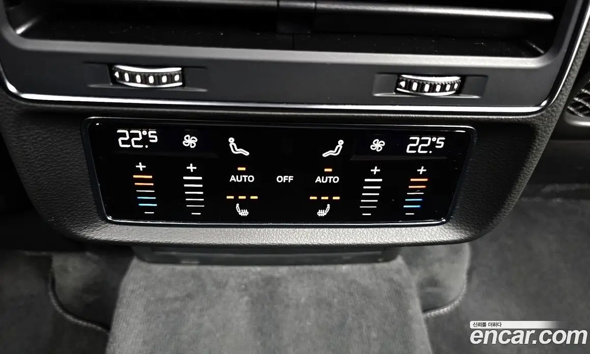 Audi Q8 2023 3.0 автомат (гидро), фото 17 Audi Q8 2023 3.0 автомат (гидро), фото 17