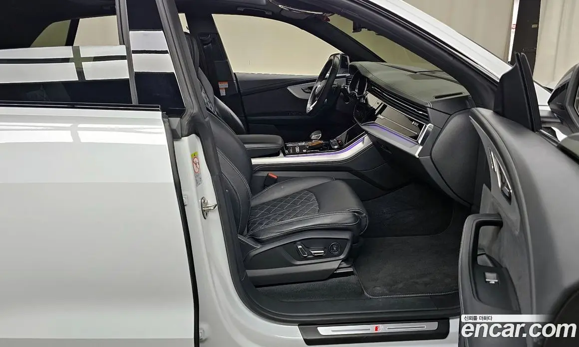 Audi Q8 2023 3.0 автомат (гидро), фото 10 Audi Q8 2023 3.0 автомат (гидро), фото 10