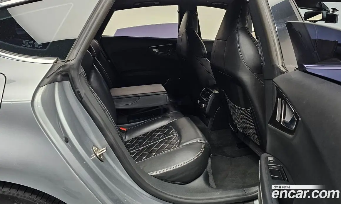 Audi S7 2014 4.0 автомат (гидро), фото 11 Audi S7 2014 4.0 автомат (гидро), фото 11