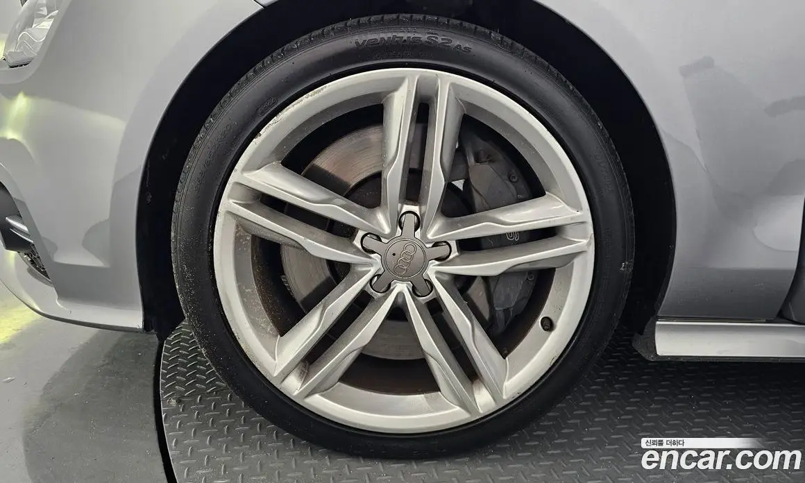 Audi S7 2014 4.0 автомат (гидро), фото 5 Audi S7 2014 4.0 автомат (гидро), фото 5