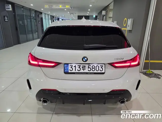 BMW 1 серия 2022 2.0 автомат (гидро), миниатюра 4