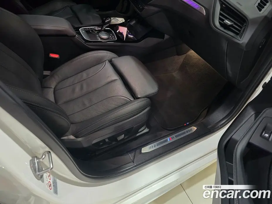 BMW 1 серия 2022 2.0 автомат (гидро), фото 8