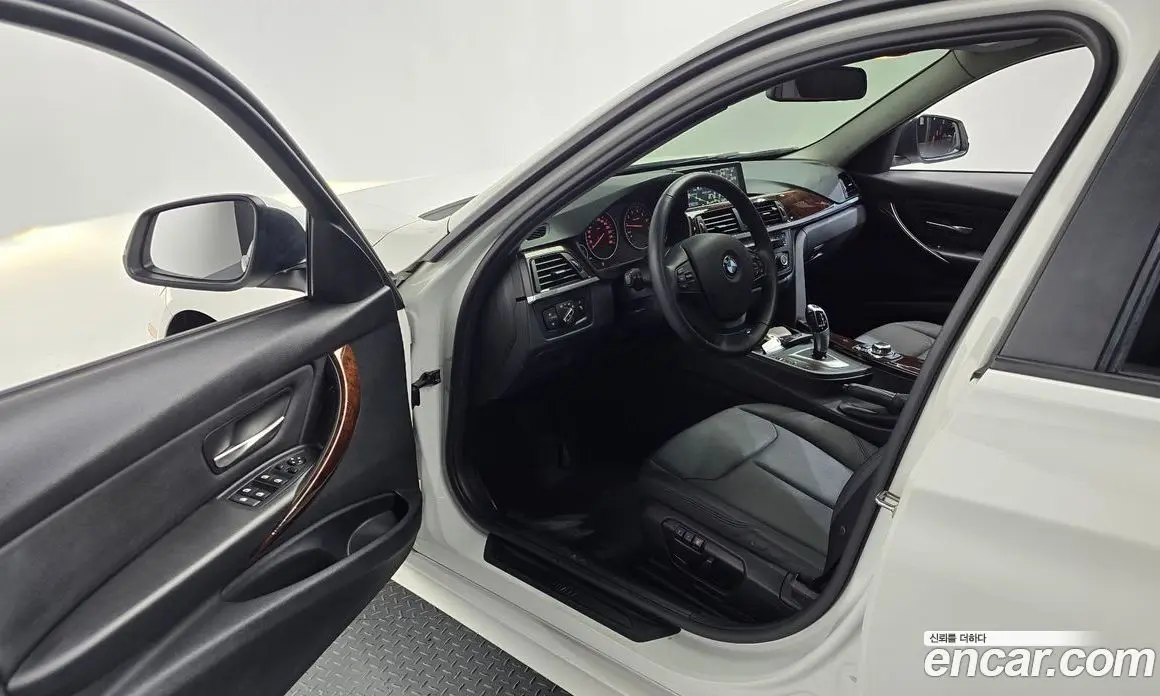 BMW 3 серия 2013 2.0 автомат (гидро), фото 10