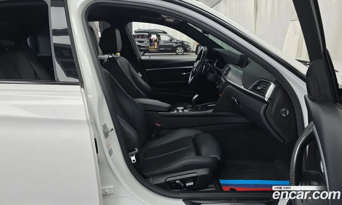 BMW 3 серия 2018 2.0 автомат (гидро), фото 16 BMW 3 серия 2018 2.0 автомат (гидро), фото 16