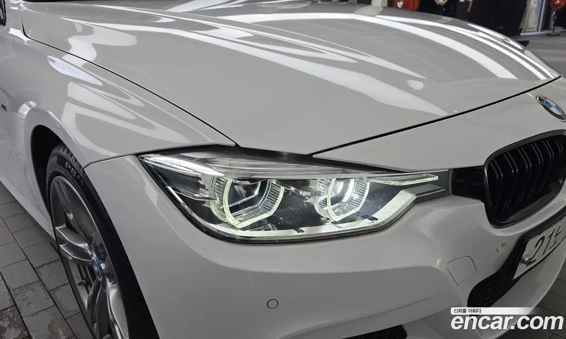 BMW 3 серия 2018 2.0 автомат (гидро), фото 8 BMW 3 серия 2018 2.0 автомат (гидро), фото 8