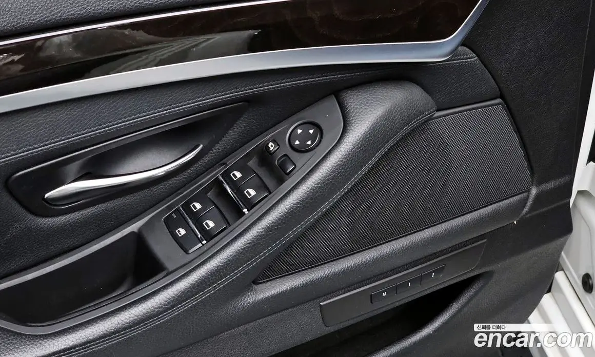 BMW 5 серия 2011 2.0 автомат (гидро), фото 17