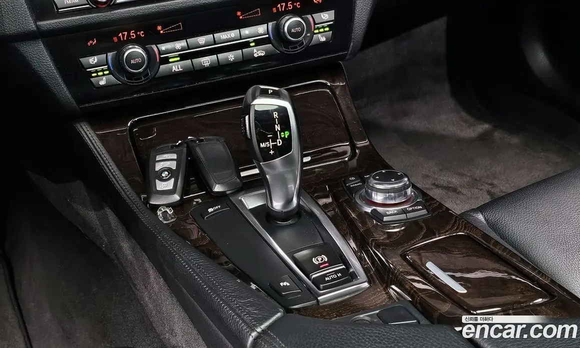 BMW 5 серия 2011 2.0 автомат (гидро), фото 9