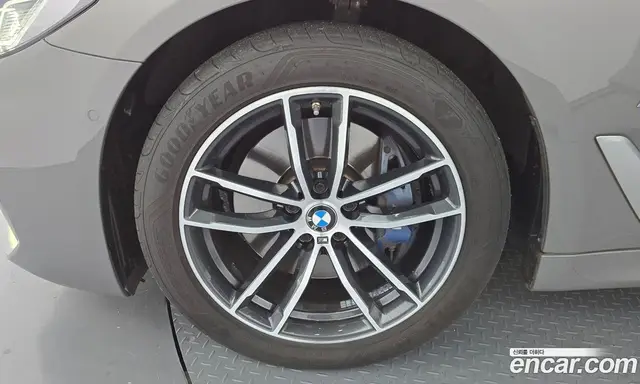 BMW 5 серия 2021 2.0 автомат (гидро), миниатюра 5 BMW 5 серия 2021 2.0 автомат (гидро), миниатюра 5