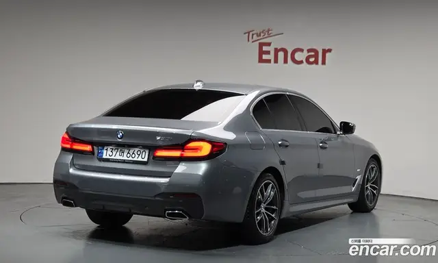 BMW 5 серия 2023 2.0 автомат (гидро), миниатюра 2