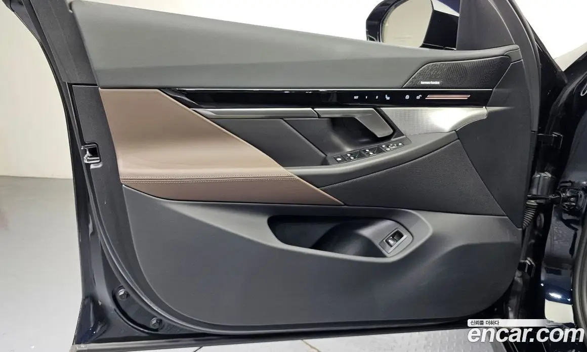 BMW 5 серия 2024 2.0 автомат (гидро), фото 14 BMW 5 серия 2024 2.0 автомат (гидро), фото 14