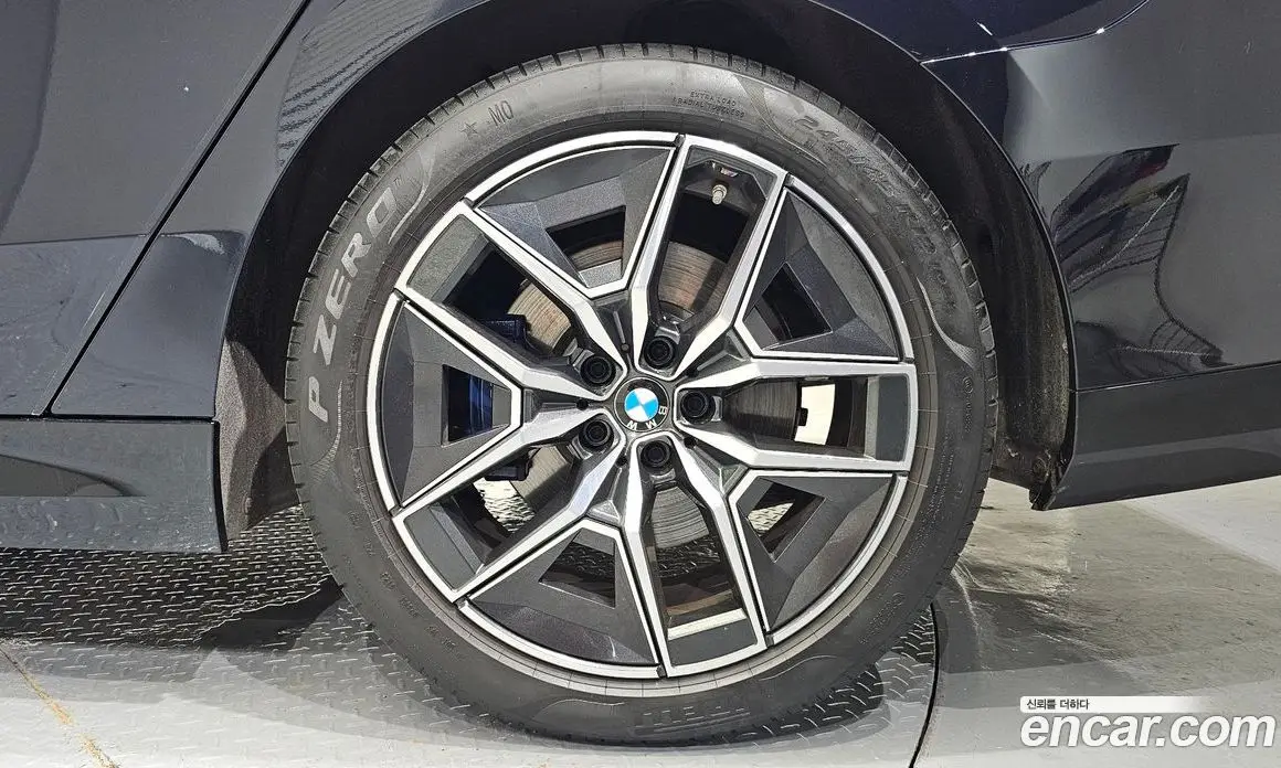 BMW 5 серия 2024 2.0 автомат (гидро), фото 7 BMW 5 серия 2024 2.0 автомат (гидро), фото 7