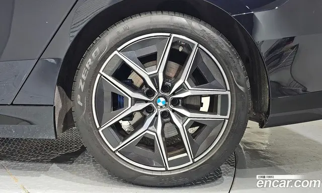 BMW 5 серия 2024 2.0 автомат (гидро), миниатюра 7 BMW 5 серия 2024 2.0 автомат (гидро), миниатюра 7