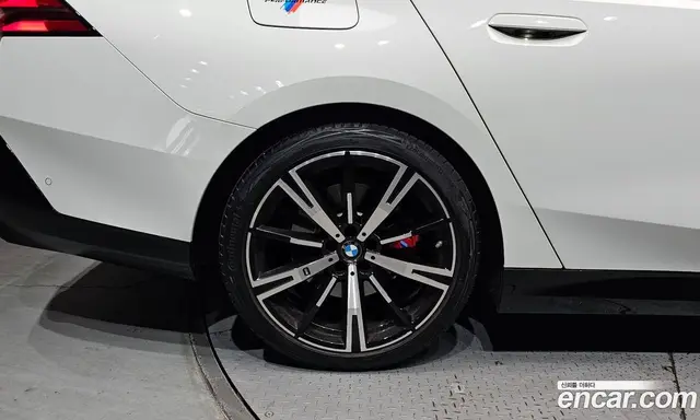 BMW 5 серия 2024 2.0 автомат (гидро), миниатюра 5