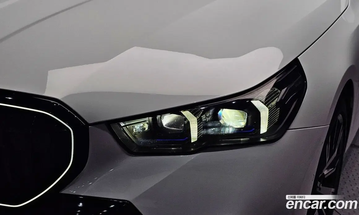 BMW 5 серия 2024 2.0 автомат (гидро), фото 8