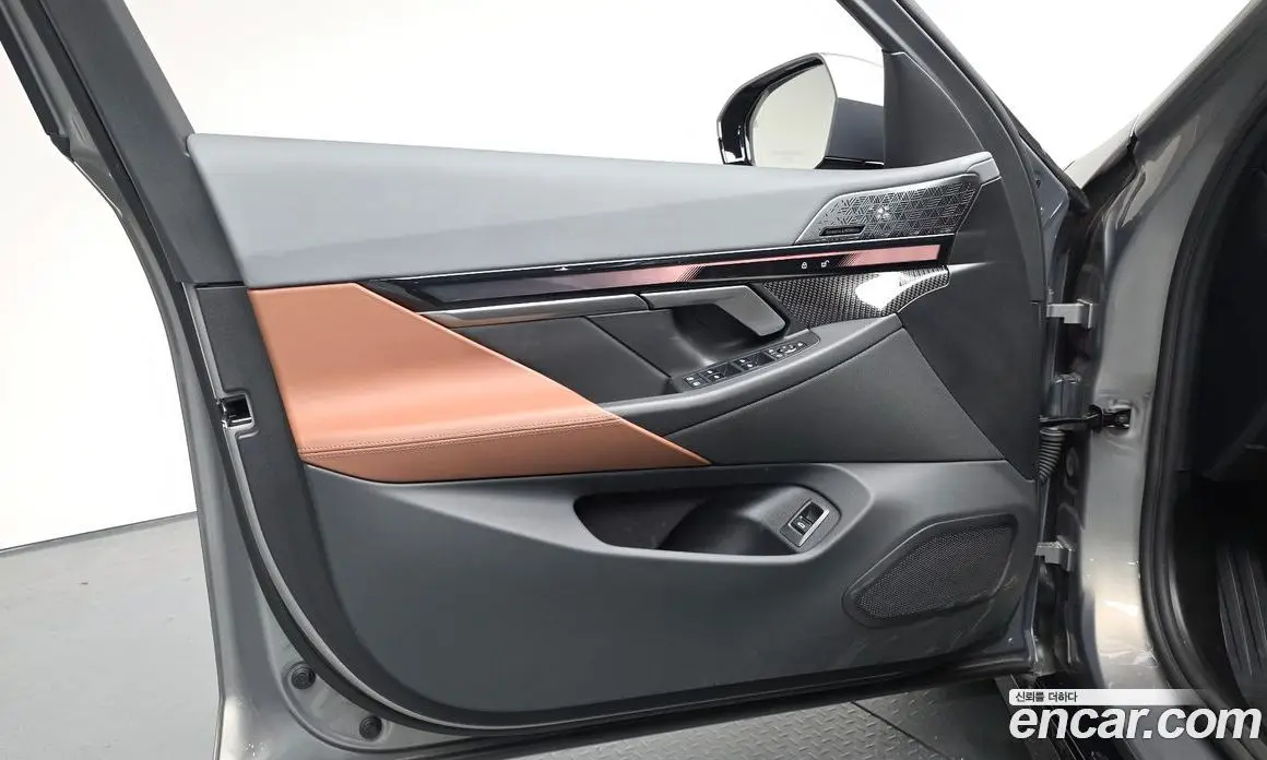 BMW 5 серия 2025 3.0 механика, фото 13 BMW 5 серия 2025 3.0 механика, фото 13