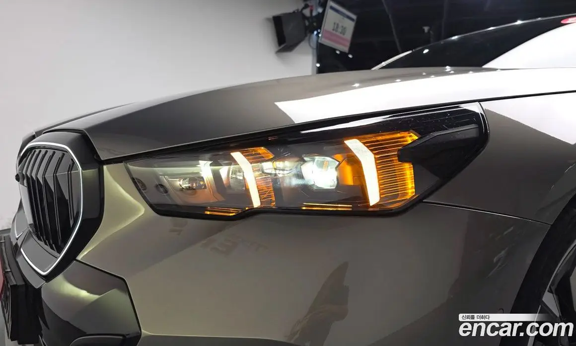 BMW 5 серия 2025 3.0 механика, фото 7 BMW 5 серия 2025 3.0 механика, фото 7