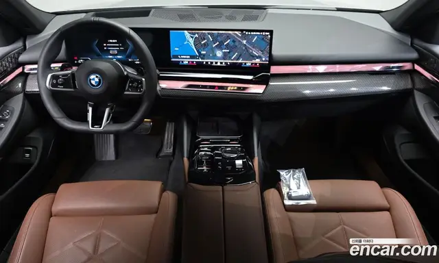 BMW 5 серия 2025 3.0 механика, миниатюра 9 BMW 5 серия 2025 3.0 механика, миниатюра 9