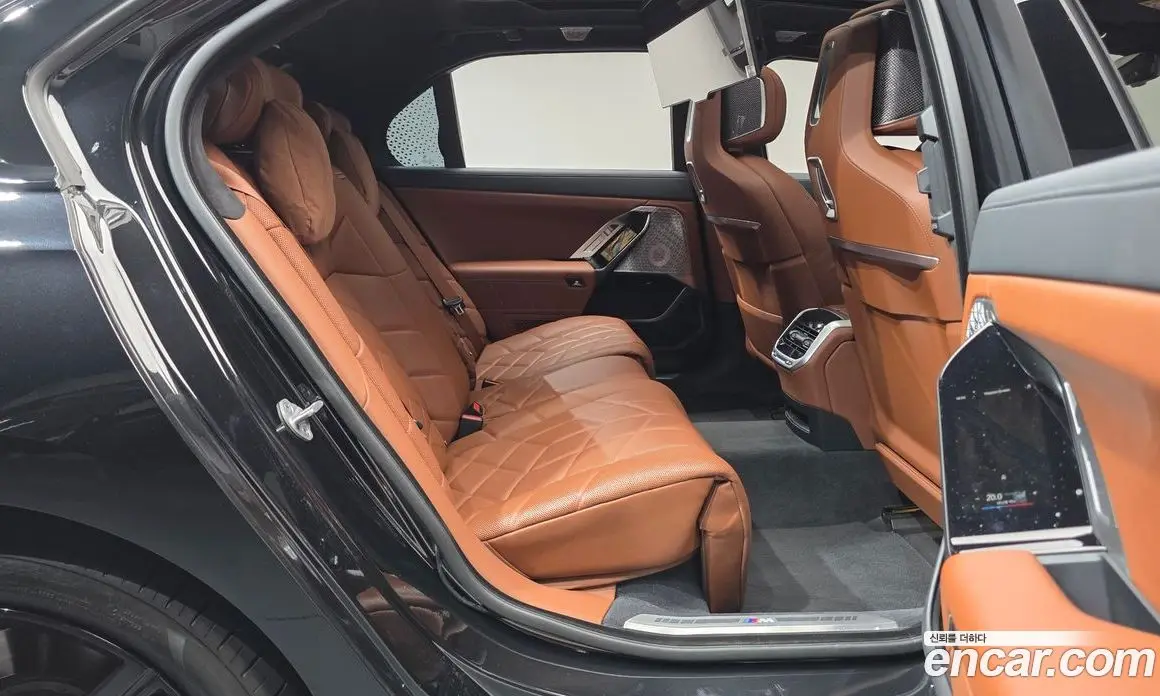 BMW i7 2024 0.3 автомат (гидро), фото 17 BMW i7 2024 0.3 автомат (гидро), фото 17