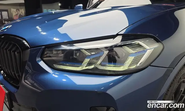 BMW X3 2022 2.0 автомат (гидро), миниатюра 7