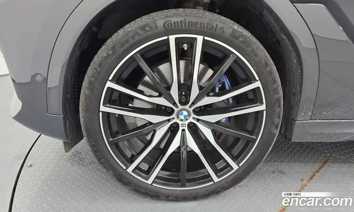 BMW X6 2023 3.0 автомат (гидро), фото 5 BMW X6 2023 3.0 автомат (гидро), фото 5