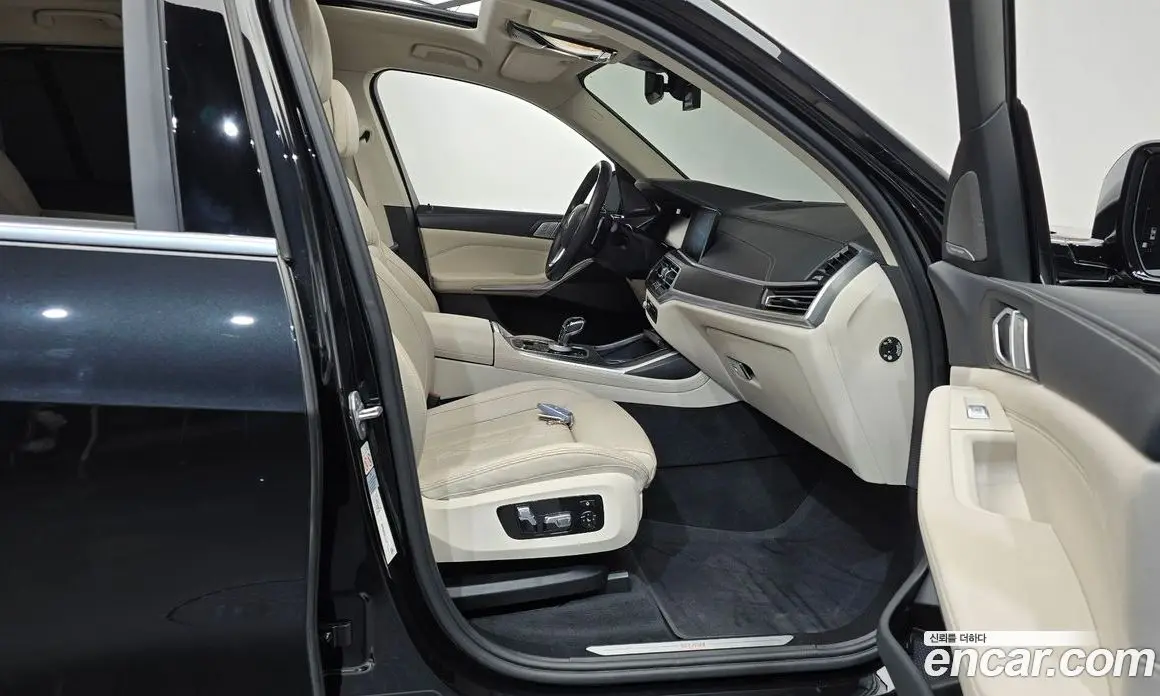 BMW X7 2022 3.0 автомат (гидро), фото 16