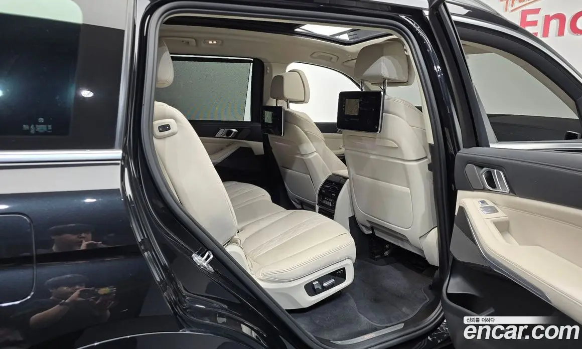 BMW X7 2022 3.0 автомат (гидро), фото 17