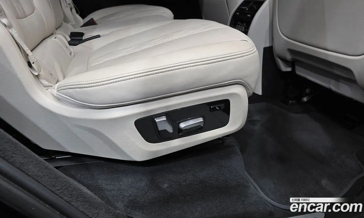 BMW X7 2022 3.0 автомат (гидро), фото 32