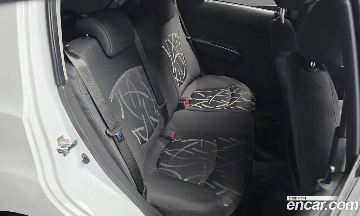 Chevrolet Spark 2015 1.0 автомат (гидро), фото 17 Chevrolet Spark 2015 1.0 автомат (гидро), фото 17