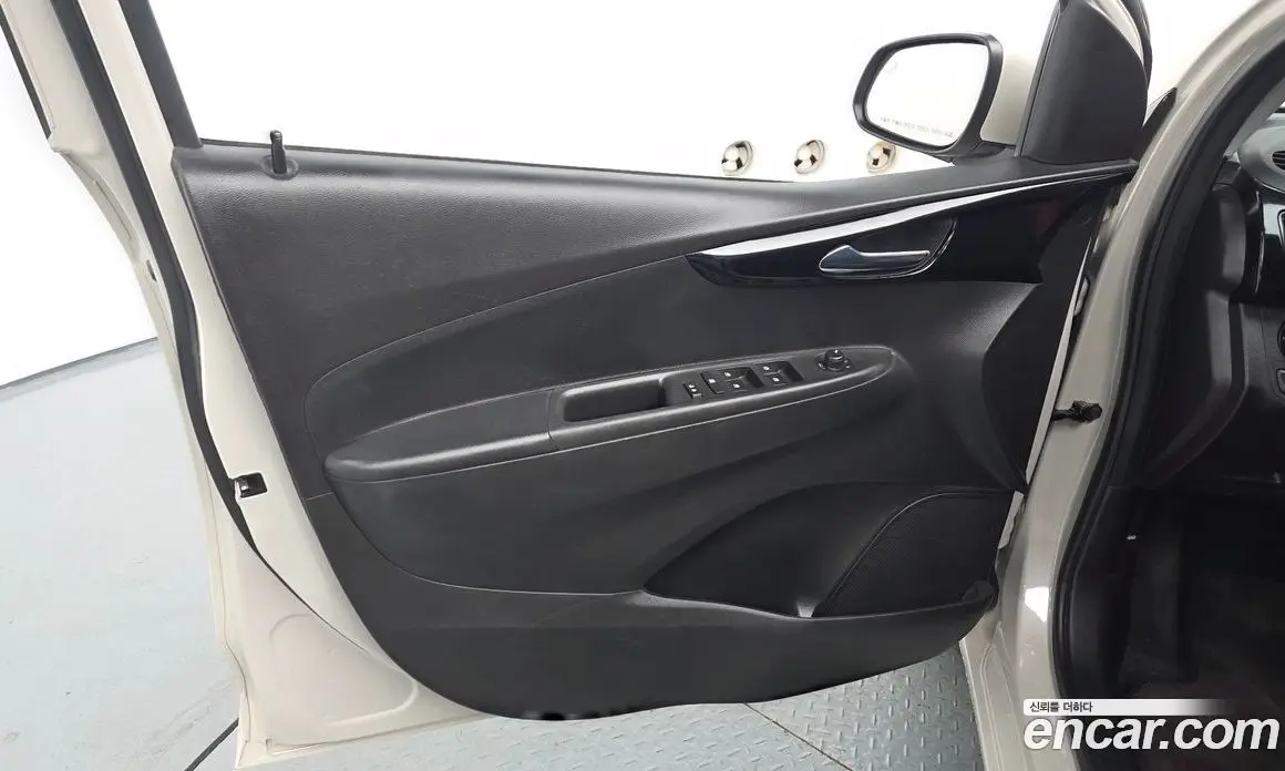 Chevrolet Spark 2016 1.0 автомат (гидро), фото 14 Chevrolet Spark 2016 1.0 автомат (гидро), фото 14