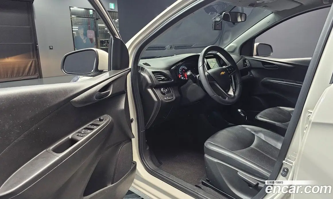 Chevrolet Spark 2017 1.0 автомат (гидро), фото 13 Chevrolet Spark 2017 1.0 автомат (гидро), фото 13