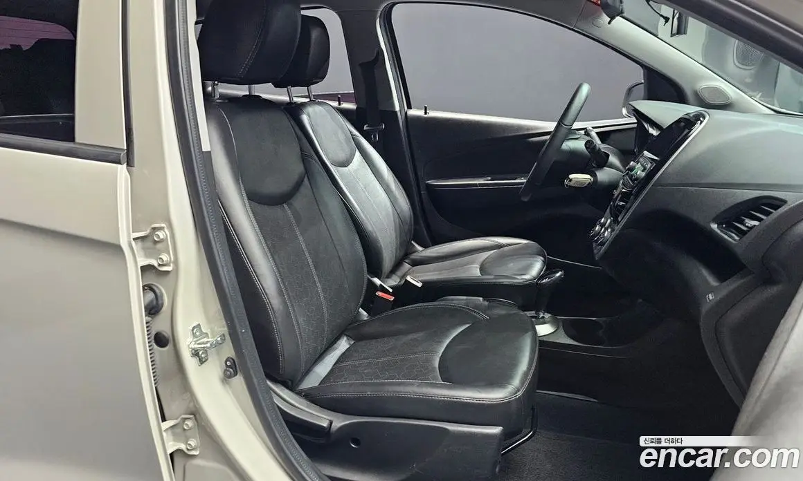 Chevrolet Spark 2017 1.0 автомат (гидро), фото 16 Chevrolet Spark 2017 1.0 автомат (гидро), фото 16