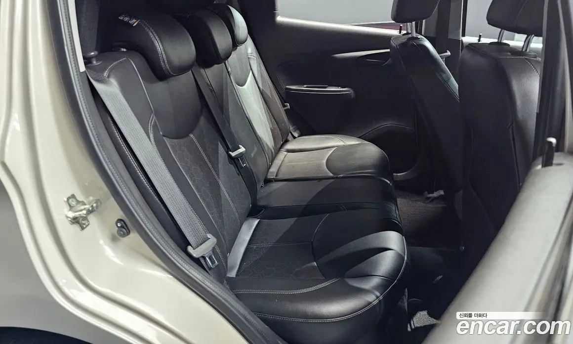 Chevrolet Spark 2017 1.0 автомат (гидро), фото 17 Chevrolet Spark 2017 1.0 автомат (гидро), фото 17