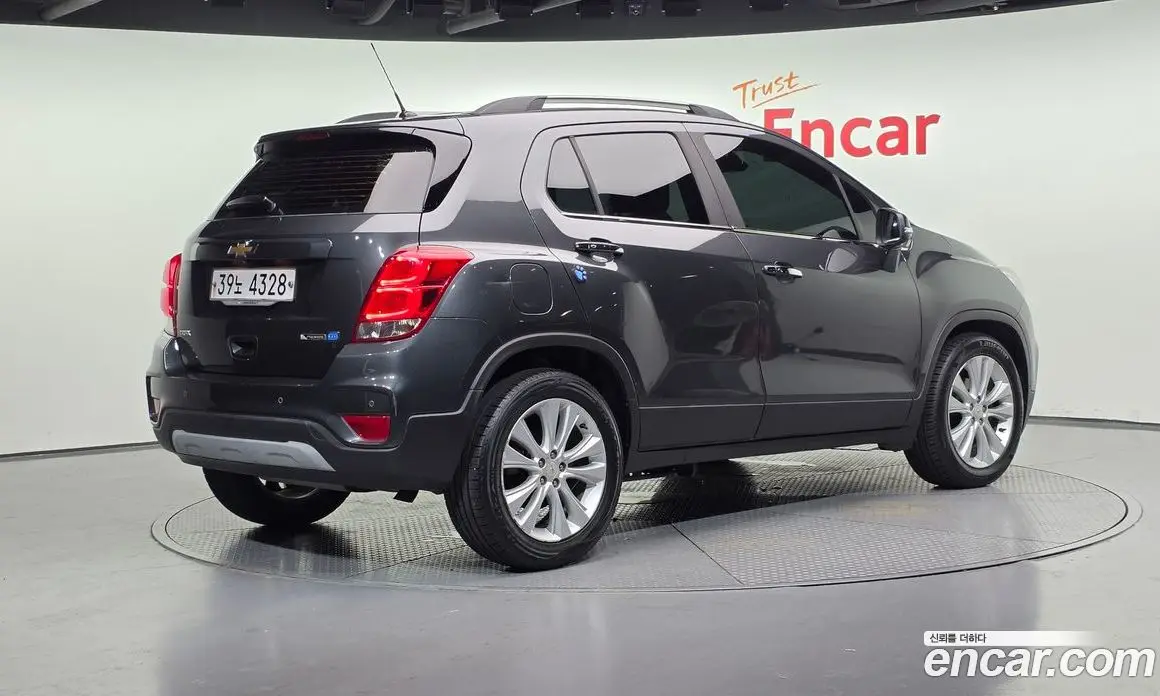Chevrolet Trax 2017 1.6 автомат (гидро), фото 2 Chevrolet Trax 2017 1.6 автомат (гидро), фото 2