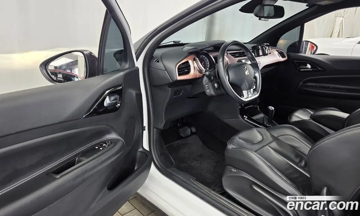 Citroen DS3 2017 1.6 автомат (гидро), фото 13 Citroen DS3 2017 1.6 автомат (гидро), фото 13