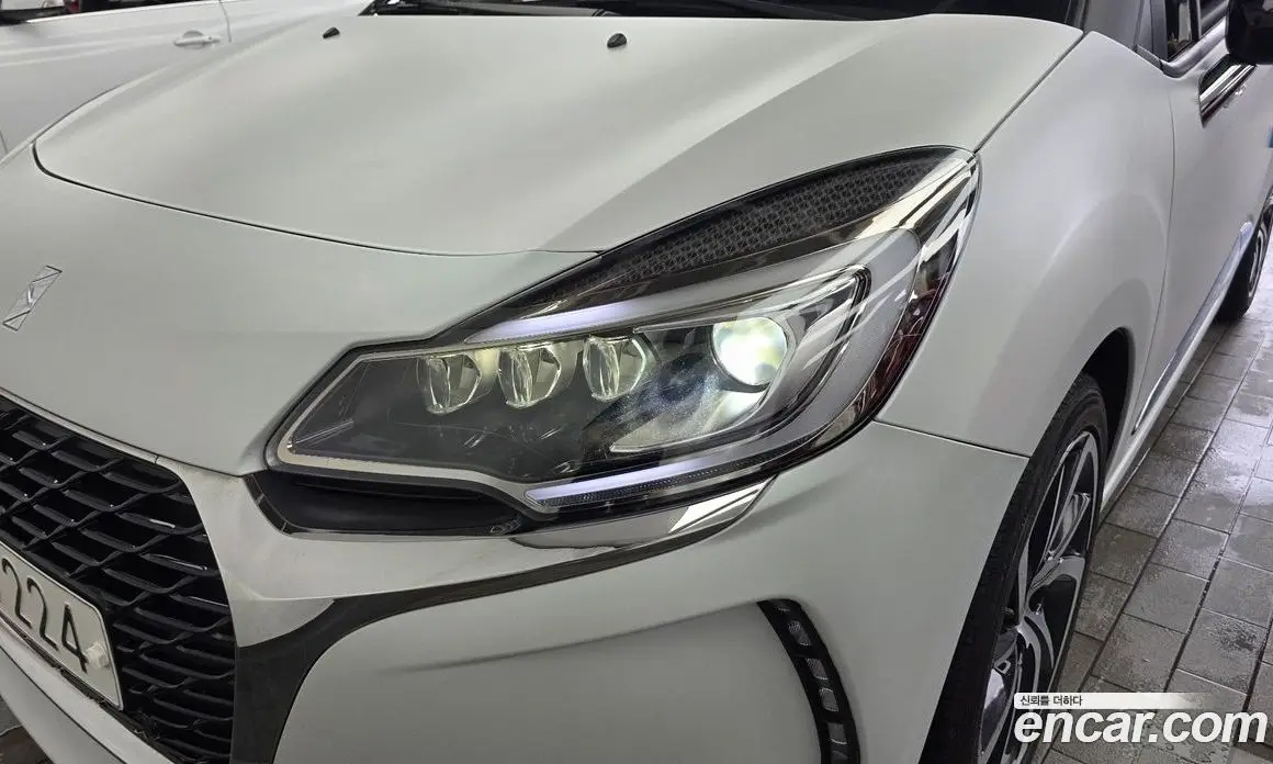 Citroen DS3 2017 1.6 автомат (гидро), фото 8 Citroen DS3 2017 1.6 автомат (гидро), фото 8