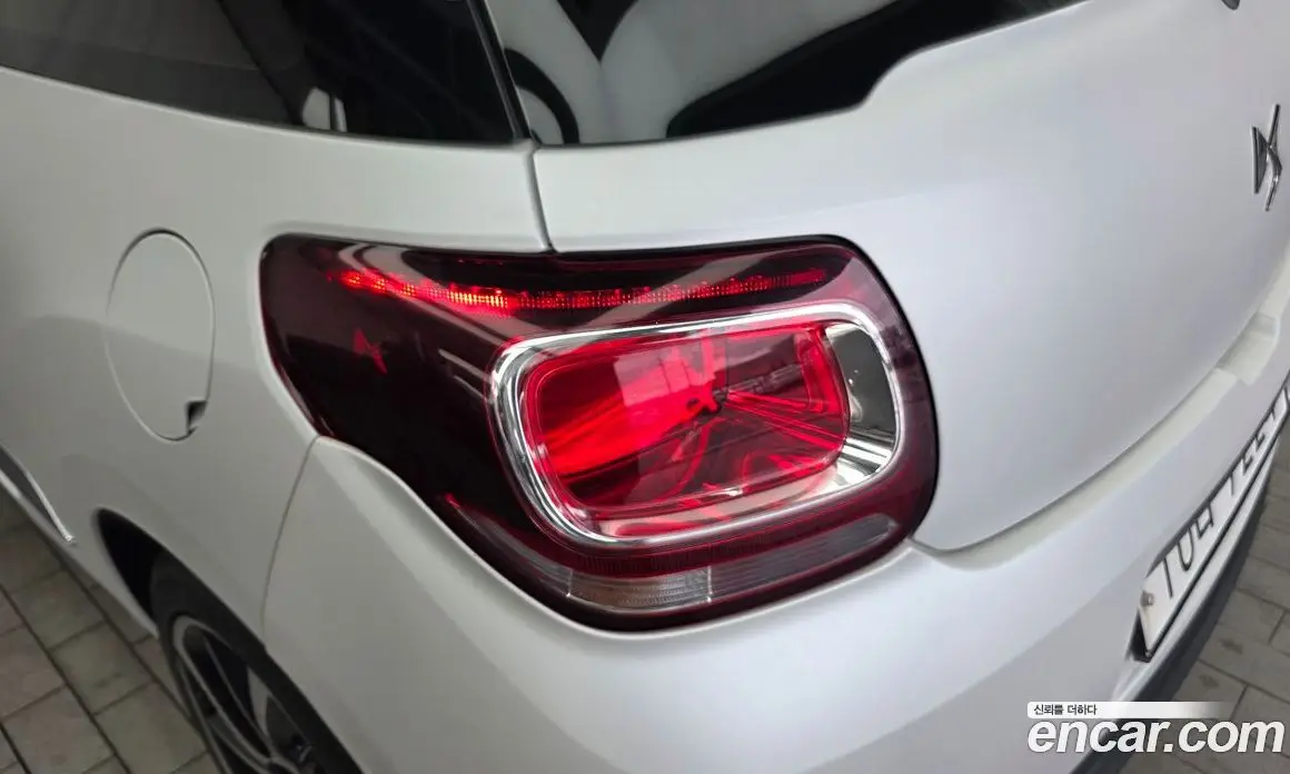 Citroen DS3 2017 1.6 автомат (гидро), фото 9 Citroen DS3 2017 1.6 автомат (гидро), фото 9