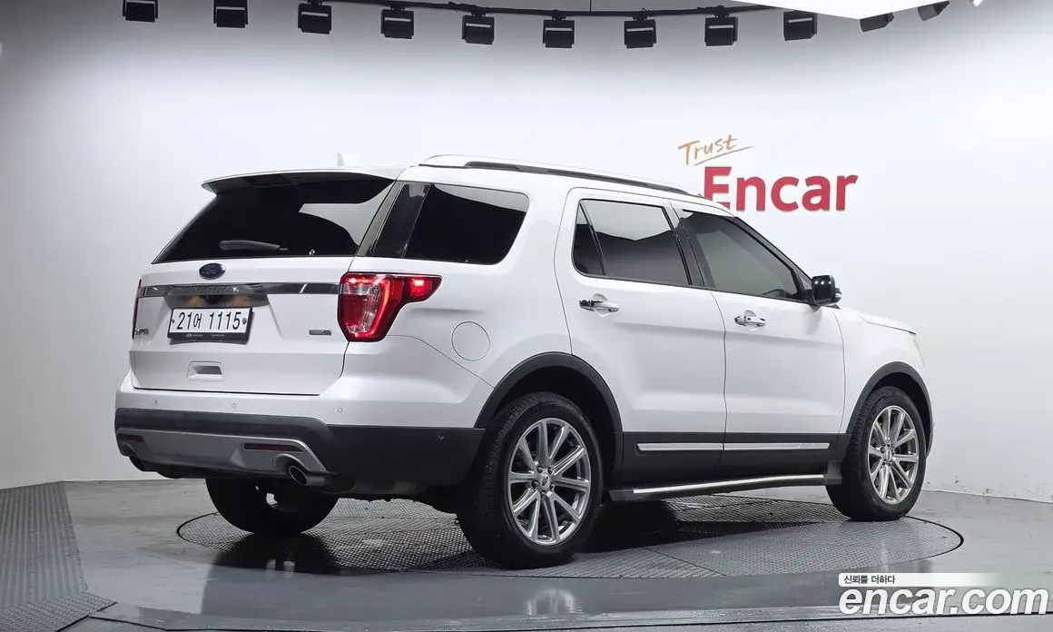 Ford Explorer 2017 2.3 автомат (гидро), фото 2 Ford Explorer 2017 2.3 автомат (гидро), фото 2