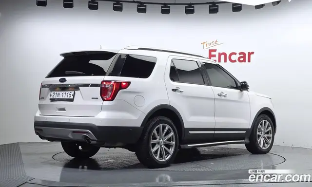 Ford Explorer 2017 2.3 автомат (гидро), миниатюра 2 Ford Explorer 2017 2.3 автомат (гидро), миниатюра 2