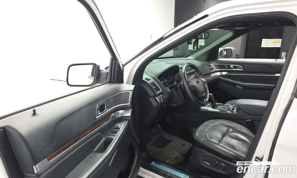 Ford Explorer 2017 2.3 автомат (гидро), фото 10 Ford Explorer 2017 2.3 автомат (гидро), фото 10