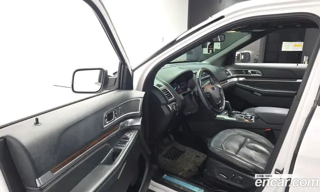 Ford Explorer 2017 2.3 автомат (гидро), миниатюра 10 Ford Explorer 2017 2.3 автомат (гидро), миниатюра 10