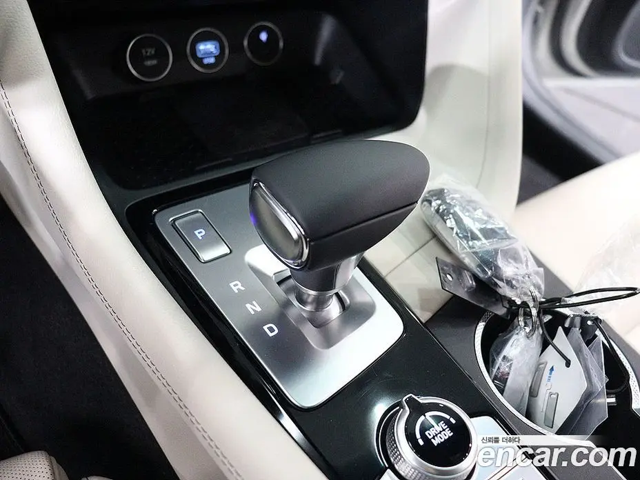 Genesis G70 2025 2.5 автомат (гидро), фото 9 Genesis G70 2025 2.5 автомат (гидро), фото 9