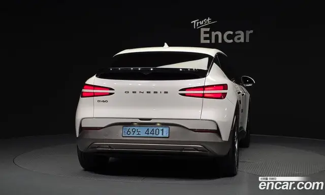 Genesis GV60 2022 0.1 автомат (гидро), миниатюра 4 Genesis GV60 2022 0.1 автомат (гидро), миниатюра 4