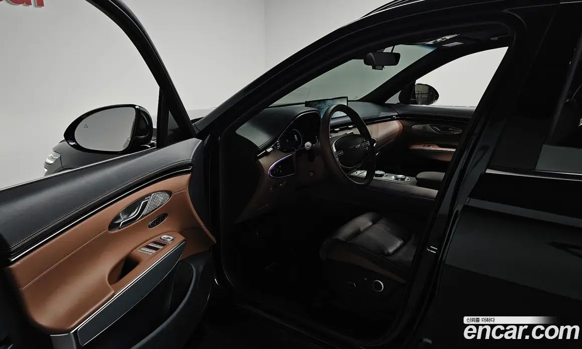 Genesis GV70 2021 2.5 автомат (гидро), фото 13 Genesis GV70 2021 2.5 автомат (гидро), фото 13