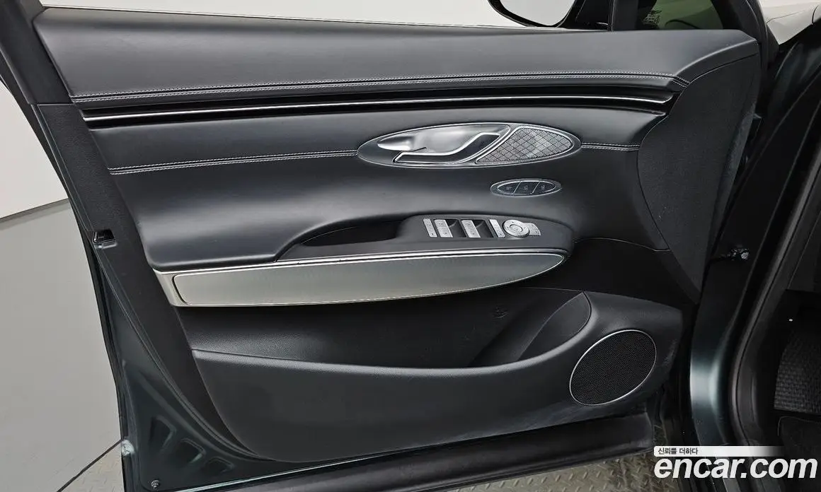 Genesis GV70 2021 2.2 автомат (гидро), фото 13