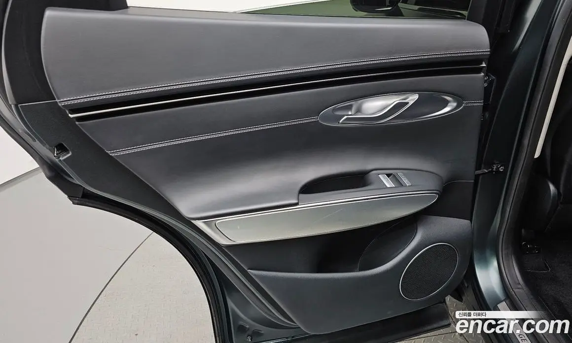 Genesis GV70 2021 2.2 автомат (гидро), фото 14
