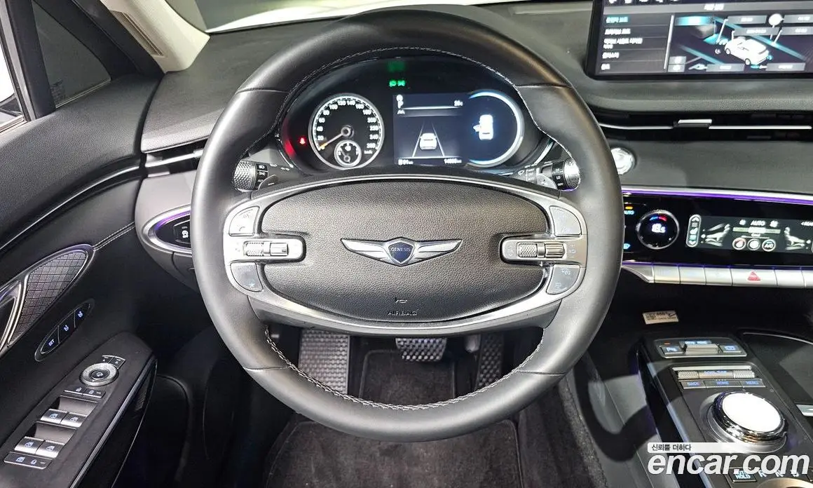 Genesis GV70 2023 2.5 автомат (гидро), фото 18 Genesis GV70 2023 2.5 автомат (гидро), фото 18
