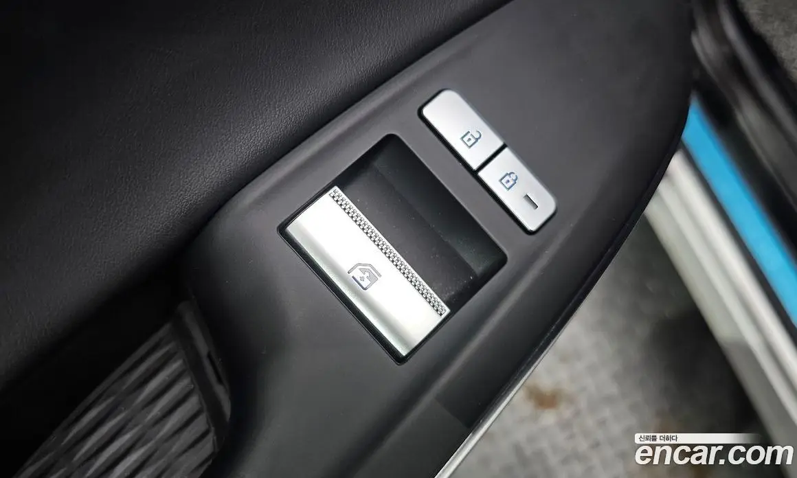 Genesis GV70 2023 2.5 автомат (гидро), фото 31 Genesis GV70 2023 2.5 автомат (гидро), фото 31