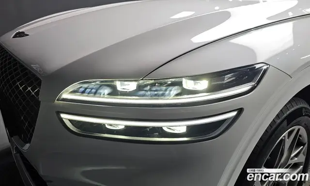 Genesis GV70 2023 2.5 автомат (гидро), миниатюра 8 Genesis GV70 2023 2.5 автомат (гидро), миниатюра 8